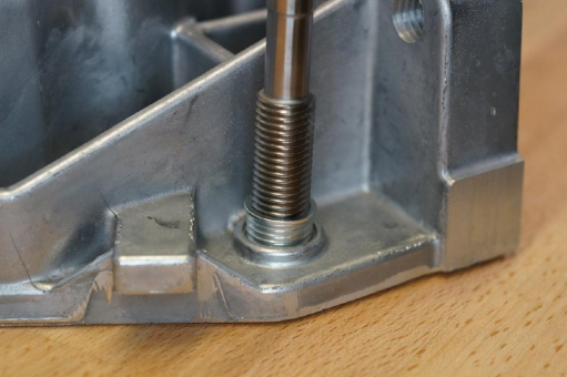 Gewinde im Handumdrehen verstärken und reparieren – mit MEBUX®