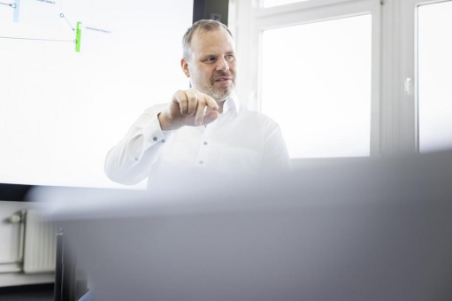 Mit Quellcode zum Quantensprung – wie Oliver Schulze den Mittelstand fit für KI macht