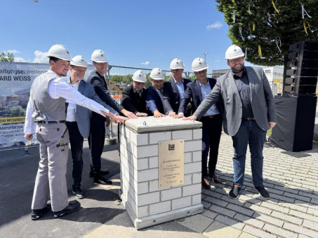 LEONHARD WEISS feiert Meilensteine seiner Standortentwicklung in Göppingen