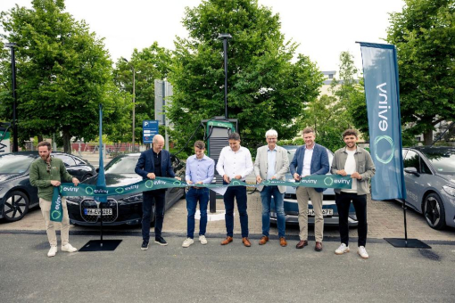 LEONHARD WEISS realisiert ersten emissionsfrei gebauten XL-Ladepark im Deutschlandnetz