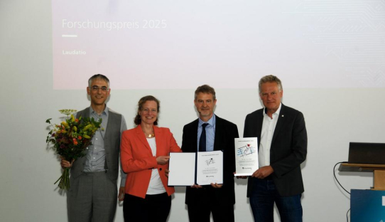 Das Fraunhofer IZM zeichnet Dr. Lutz Stobbe mit dem Forschungspreis 2025 aus