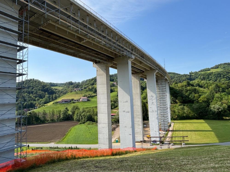 930 Meter mit GEDA – Aufzugslösungen unterstützen Brückensanierung in Slowenien