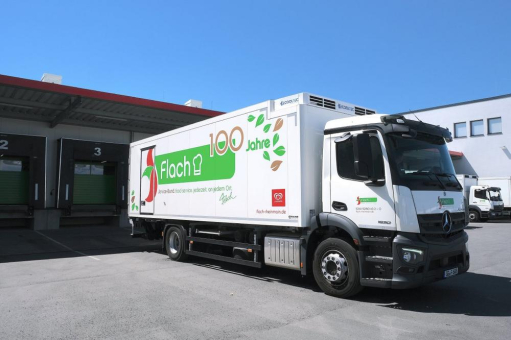 Nachhaltigkeit als Unternehmensziel: Flach setzt im Verteilerverkehr auf ECOOLTEC TM182