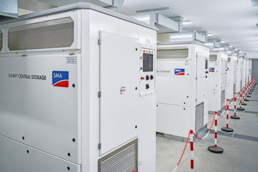 Speichersystem mit SMA Batterie-Wechselrichtern ermöglicht stabile Stromversorgung mit Erneuerbaren Energien