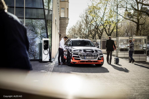 SMA Solar Technology AG und Audi kooperieren zur Einbindung der E-Mobilität ins häusliche Energiemanagement