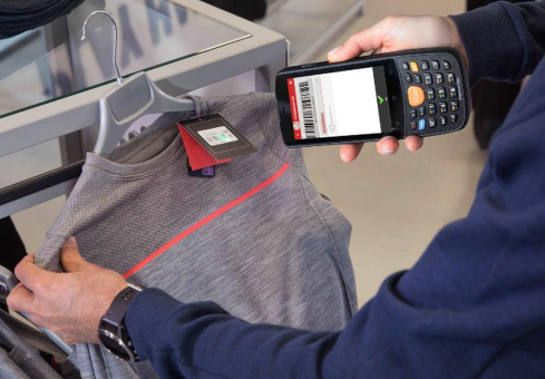 Der perfekte Begleiter für den Einzelhandel: Datalogic Memor K20-25 mit COSYS Retailsoftware