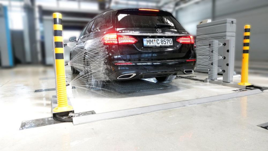 SPRAYBAR von Christ Wash Systems: Automatisches Vorsprühsystem steigert Effizienz und Umsatz in Waschstraßen