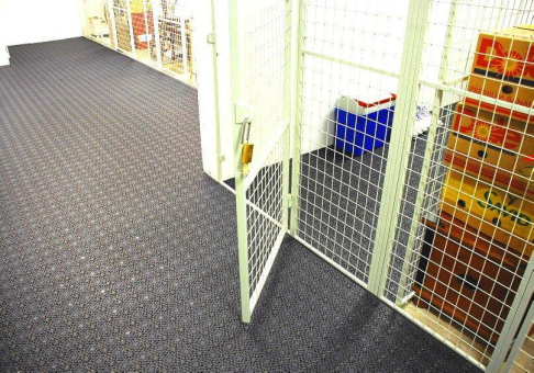 Wir bleiben Zuhause und erneuern unseren Boden im Keller