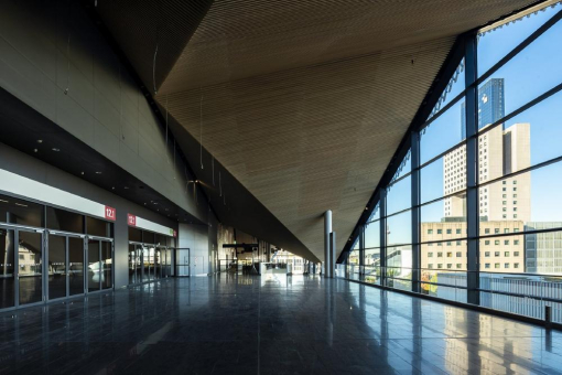 Messehalle 12 in Frankfurt am Main feierlich eröffnet