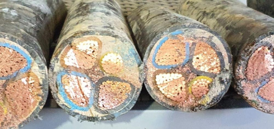 Der Schrottankauf Köln bietet nicht nur die kostenlose Abholung von Schrott, sondern auch den Ankauf von Metallschrott an