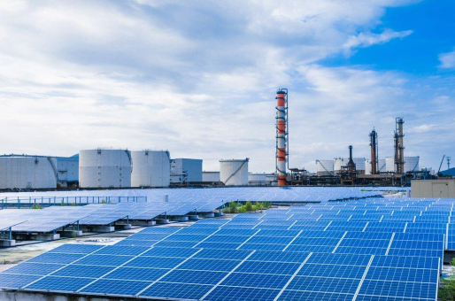 Neuer grosser PV-Solaranbieter mit schlüsselfertigen Lösungen für die Dekarbonisierung der deutschen Industrie