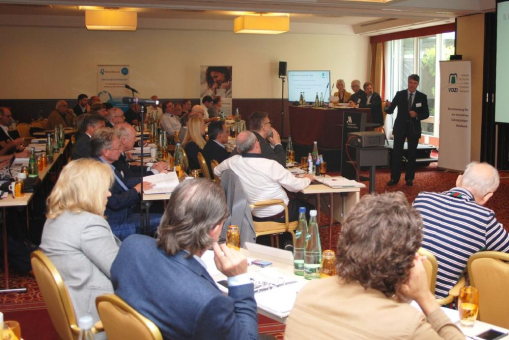 Klare Mehrheiten für eine moderne Berufsbildung und gegen entgrenzte Kommerzialisierung des Zahnarztberufes