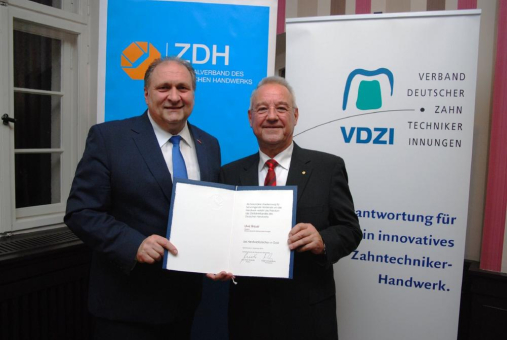 Handwerkszeichen in Gold für Uwe Breuer