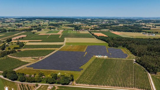 ABO Energy bilanziert planmäßiges erstes Halbjahr und senkt die Kosten