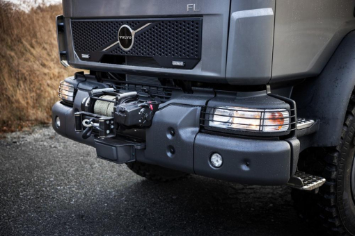 Volvo Trucks bringt aufgerüsteten Volvo FL 4x4 für anspruchsvolle Aufgaben auf den Markt