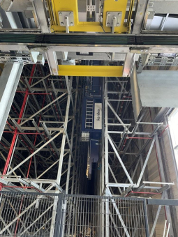 Kardex Mlog: 22 neue Regalbediengeräte für Tchibo