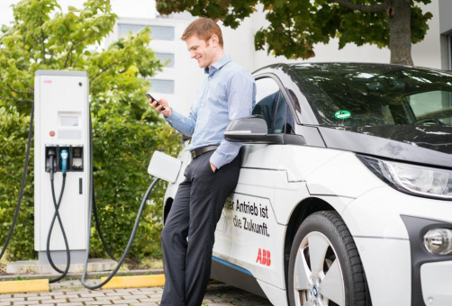 ABB treibt Ausbau von Schnellladestationen in Deutschland voran