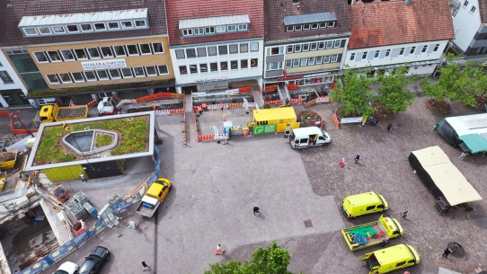 Mit Elektro-Geräten und Flüssigboden nachhaltig gebaut