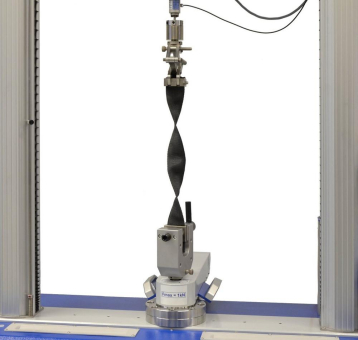 Kombinierte Zug-, Druck- und Torsionsprüfung an einem Prüfsystem