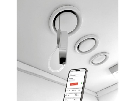 ​Ein Gerät. Ein Smartphone. Ein Techniker. Fertig.