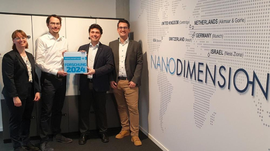 Premiumpartner-Auszeichnung im Bereich Forschung an Nano Dimension