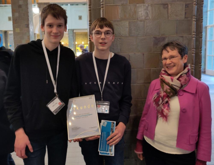 SKZ stiftet erneut Sonderpreis im 40. „Jugend forscht“ Regionalwettbewerb Unterfranken