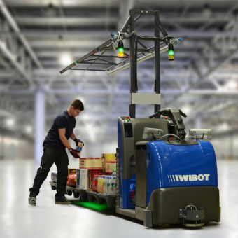 Innovative Logistik-Prozesse und schwarmintelligente Fahrzeuge:  WITRON-EMP steigert die Lagerproduktivität enorm