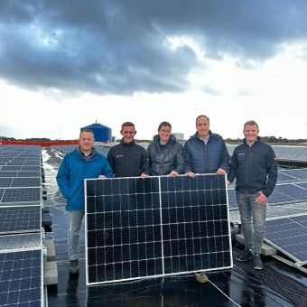 Meilenstein für Nachhaltigkeit: Die Hermann Reckers GmbH & Co. KG installiert 2.220 kWp Photovoltaikanlage