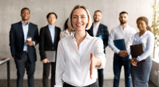 Mehr Mensch, weniger Verwaltung: Wie digitale HR den Fokus zurück auf das Team bringt