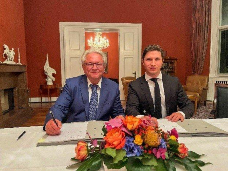 Weltraumgestützte Aufklärung vom Niederrhein: Rheinmetall und ICEYE gründen Gemeinschaftsunternehmen in Neuss