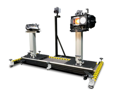 Das neue STA Stand-Alone Screen Photometer für schnelle fahrzeugbezogene Scheinwerfertests von Instrument Systems