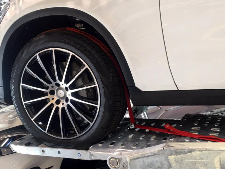 TÜV SÜD: Erste Studie zur Radverzurrung auf Autotransportern