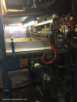 Komplexe, sensible Industriemaschinen zu reinigen, ist STAND DER TECHNIK bei Egger PowAir Cleaning GmbH