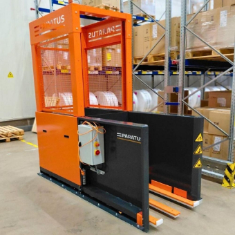 Ohne Zwischenschritt Paletten wechseln und stapeln