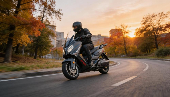 TRINITY hat seinen neuen E-Roller, den 2026er JUPITER GT vorgestellt -