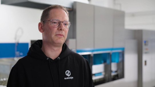 Gestatten: „Suse“ – die Spülmaschine, die Events den Müll abgewöhnt