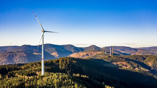 Windpark Hohenlochen am Netz