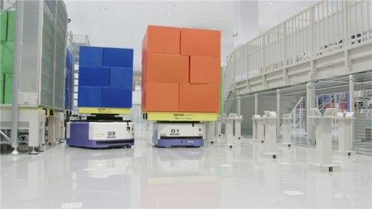 Daifuku präsentiert neues Trio von Sorting Transfer Robots auf der LogiMAT 2026
