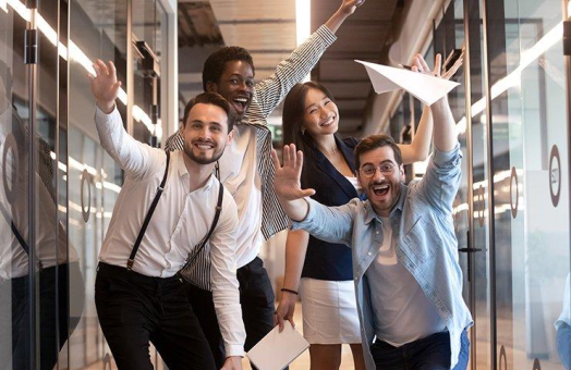 COSMO CONSULT startet mit eigenem College