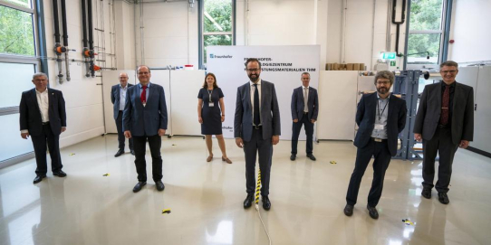 Forschung im Spannungsfeld zwischen  Batterierecycling und Quantenmaterialien