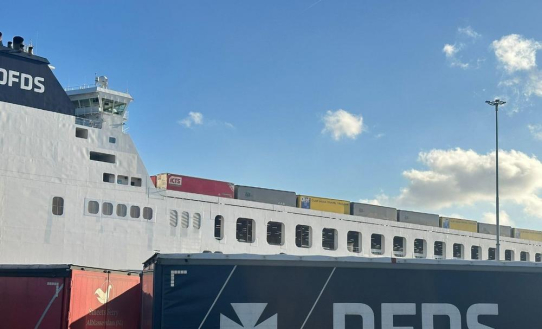 L.I.T. Speditions GmbH baut Transportgeschäft nach Großbritannien weiter aus – Stärkung der Marktposition im Megatrailer-Segment