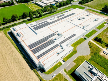 Grün, günstig und sicher zugleich: So nutzt ein Entwickler von Wasserstoffanlagen den Solarstrom vom eigenen Dach