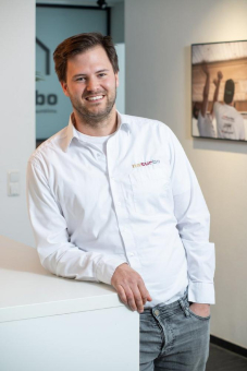 Experten-Interview im TV zu nachhaltigem Bauen: Michael Weihele, Geschäftsführer von naturbo, über ein cleveres System aus dem Allgäu