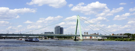 Im Inneren der Severinsbrücke - Konstruktive Verstärkung mit feuerverzinktem Stahl