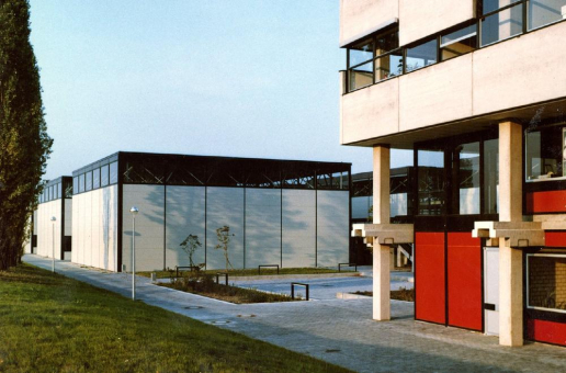 Weitblick zahlt sich aus - Feuerverzinkte Hallen nach 50 Jahren immer noch top