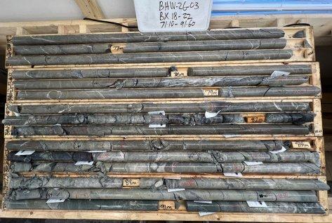 Antimony Resources Corp. (CSE: ATMY) (OTCQB: ATMYF) (FWB: K8J0) durchörtert in der Main Zone weitere Abschnitte mit massiver antimonhaltiger Stibnitmineralisierung