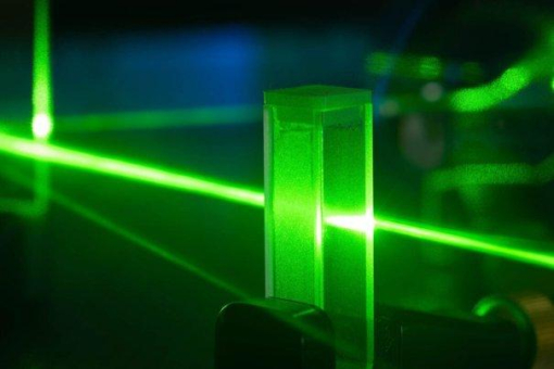 Rockstone News & Research: Das Material hinter der KI-Revolution: Homerun Resources erschließt einen neuen Weg zur Herstellung von Fused Silica