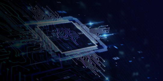 iTAC auf der HANNOVER MESSE: KI bringt Entscheidungsintelligenz in die Fabrik