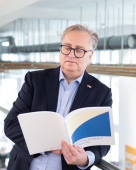 Cyberabwehr auf dem neuesten Stand: Zwei von fünf Unternehmen nutzen Managed Security Services