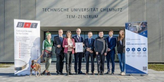 B+T ehrt TU Chemnitz mit Innovation Award 2025